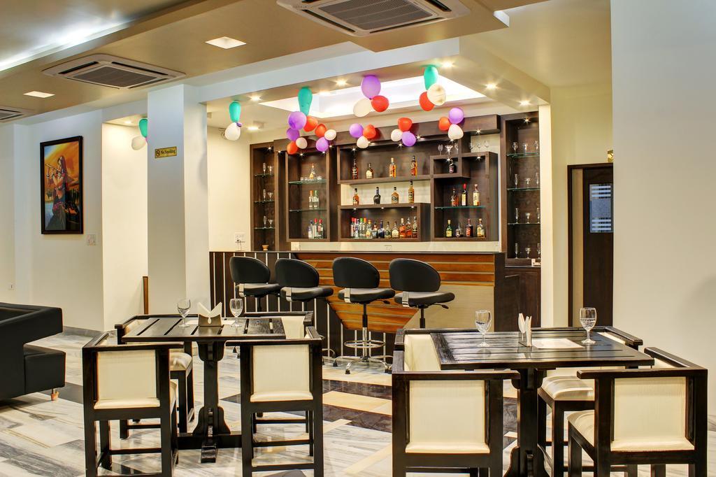 Hotel Nawalgarh Plaza Esterno foto