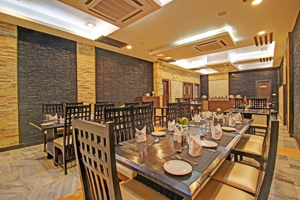 Hotel Nawalgarh Plaza Esterno foto